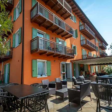 Filanda Apartahotel 3*